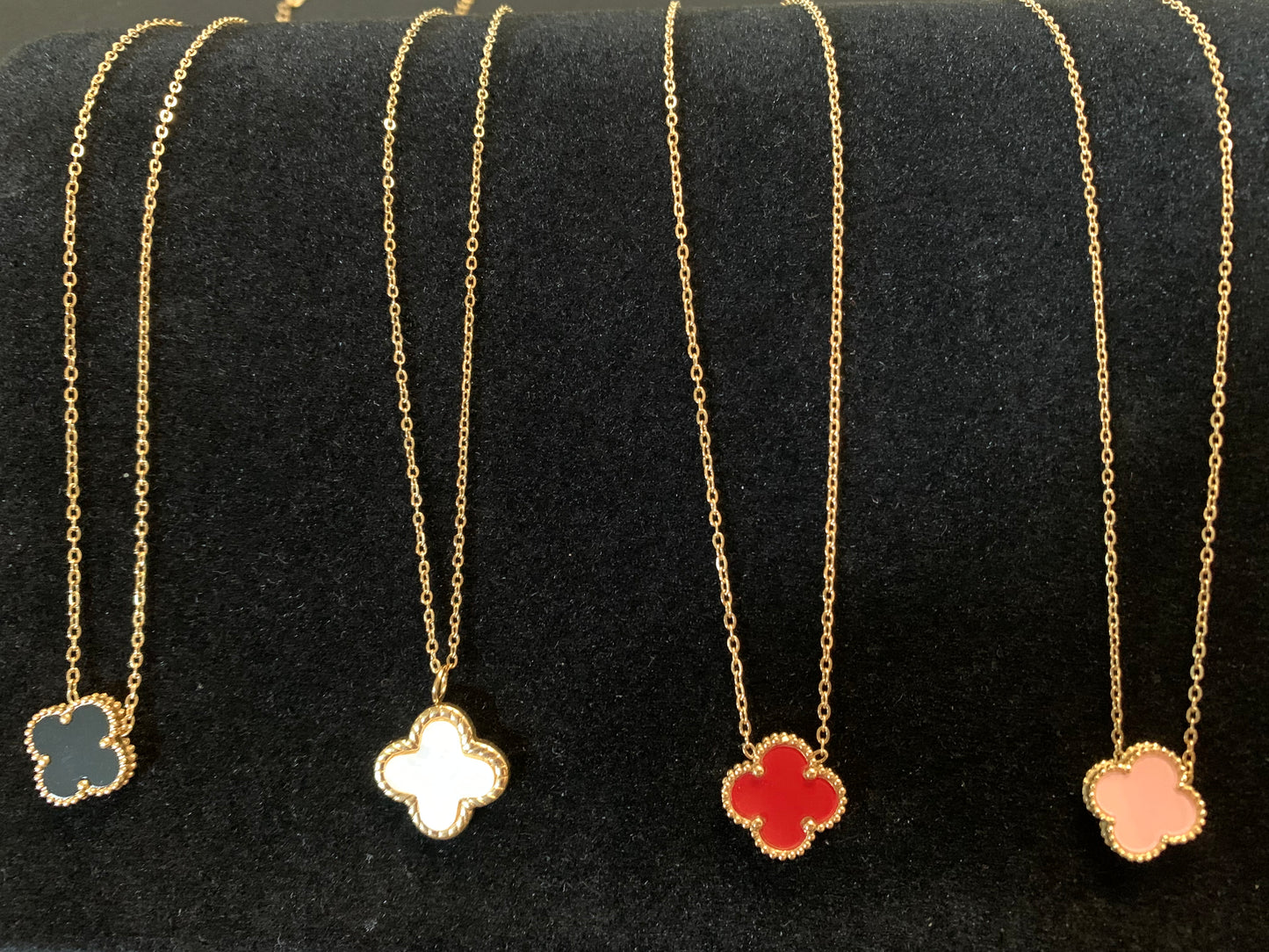 Four Leaf Clover Necklace single pendant