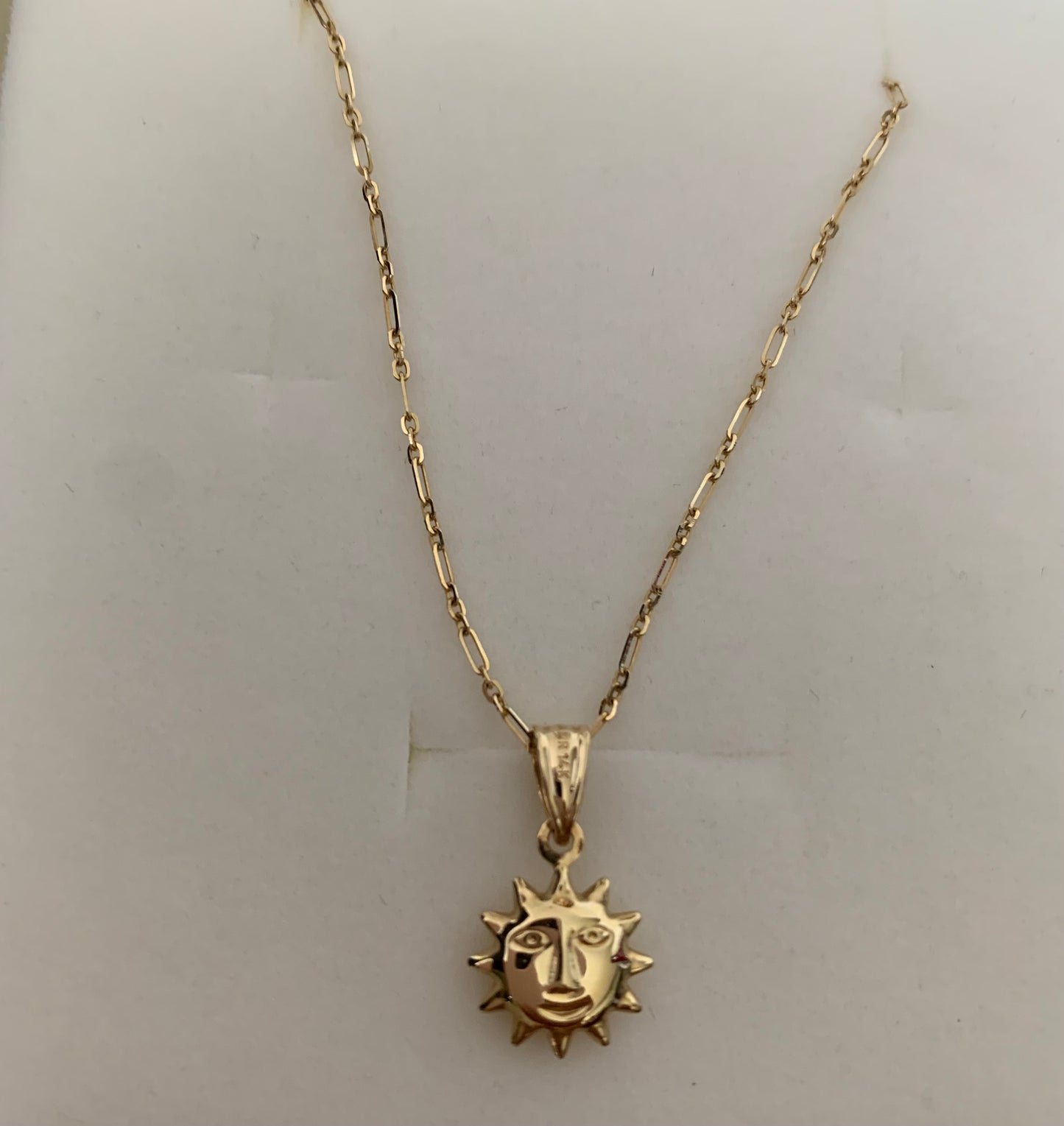 14kt Gold Sun shine pendant Necklace