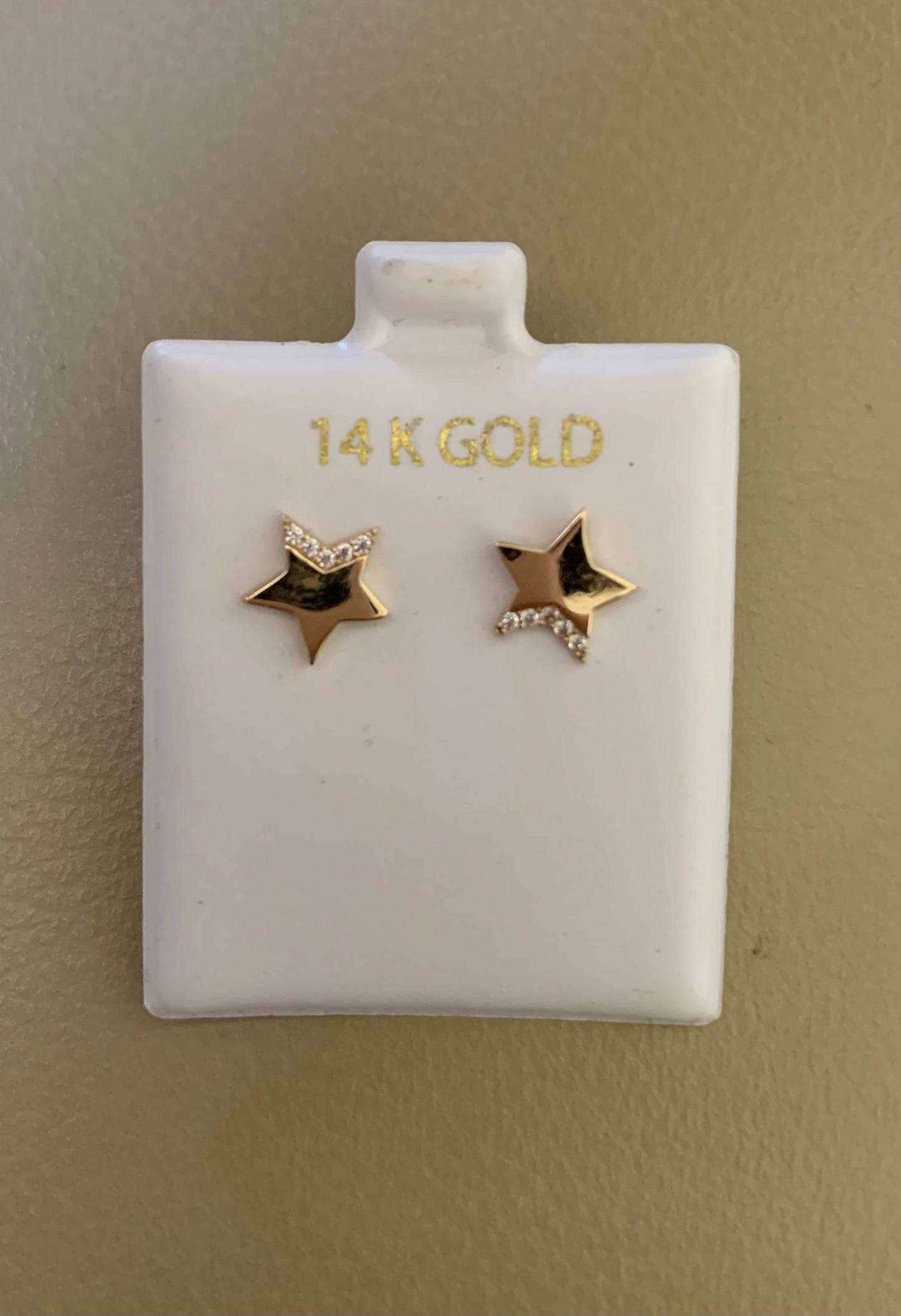 14kt Gold Star Shape Studs Earrings Zircon