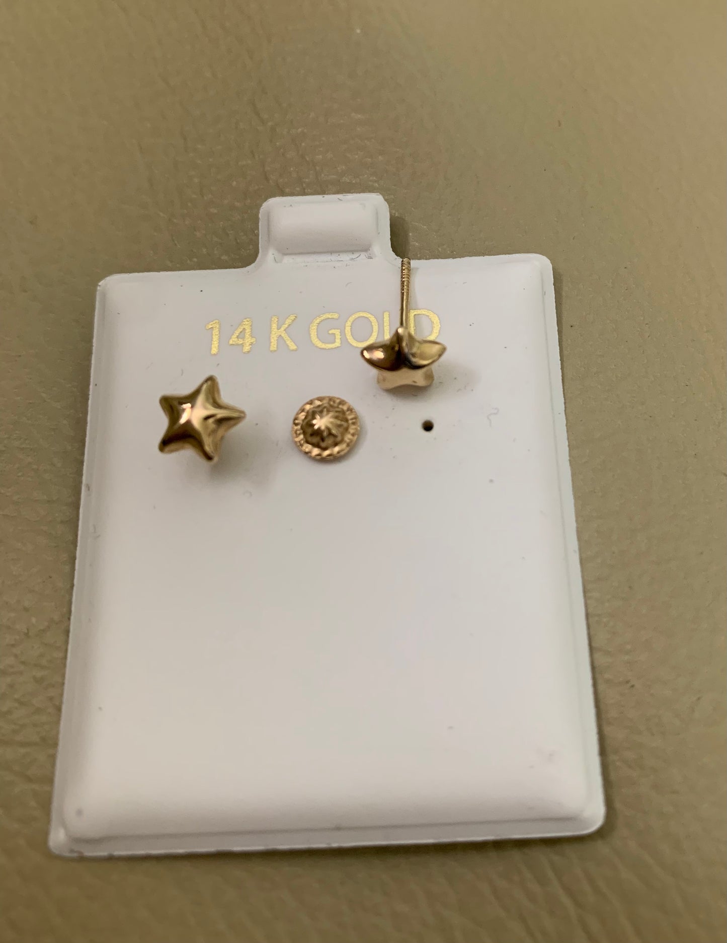 14kt Gold Star Shape Studs Earrings