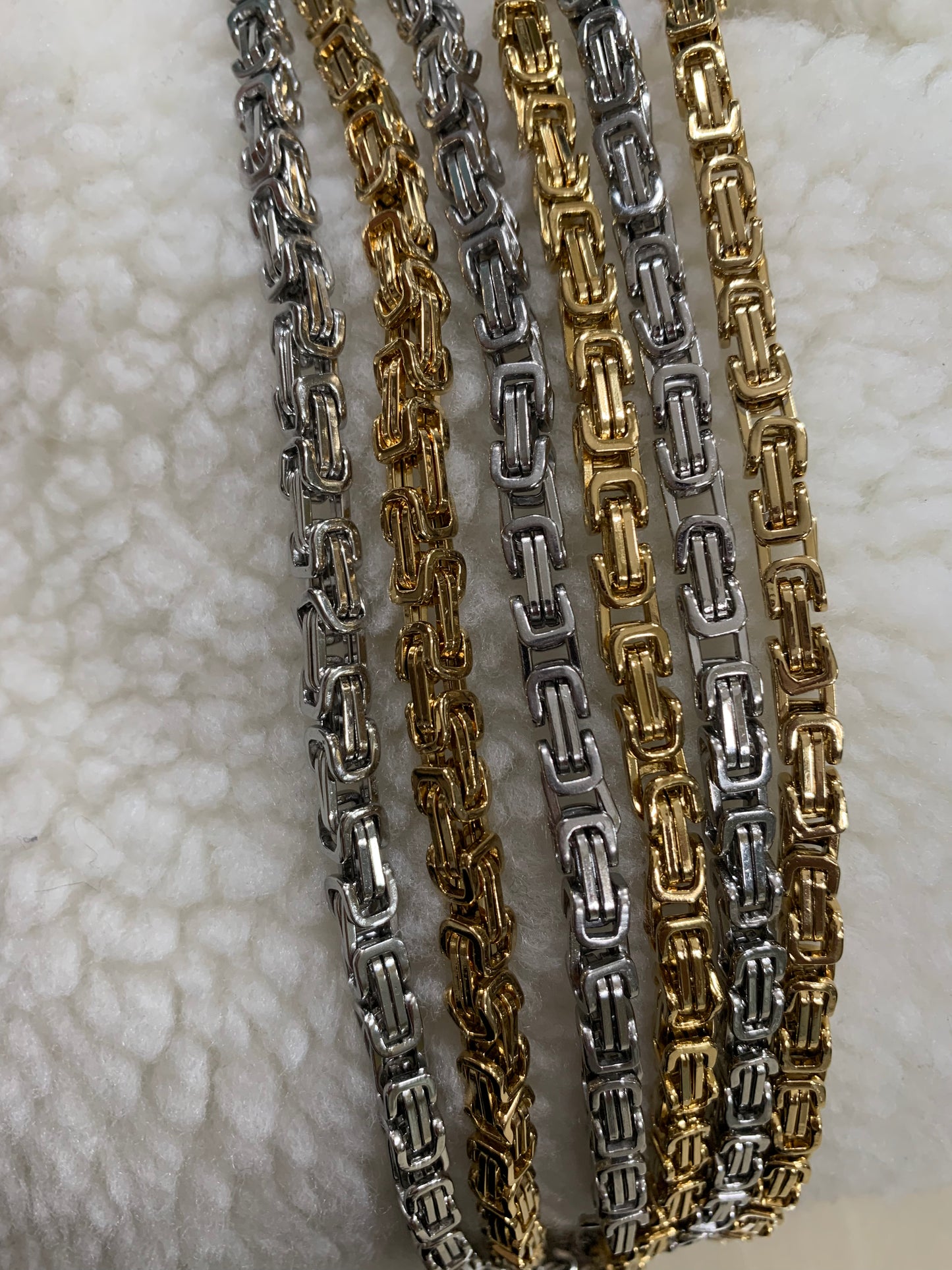 Stainless Steel 22"  4mm Byzantine Chain