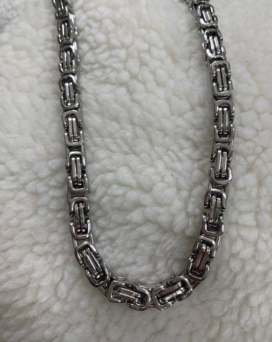 Stainless Steel 22"  8mm Byzantine Chain